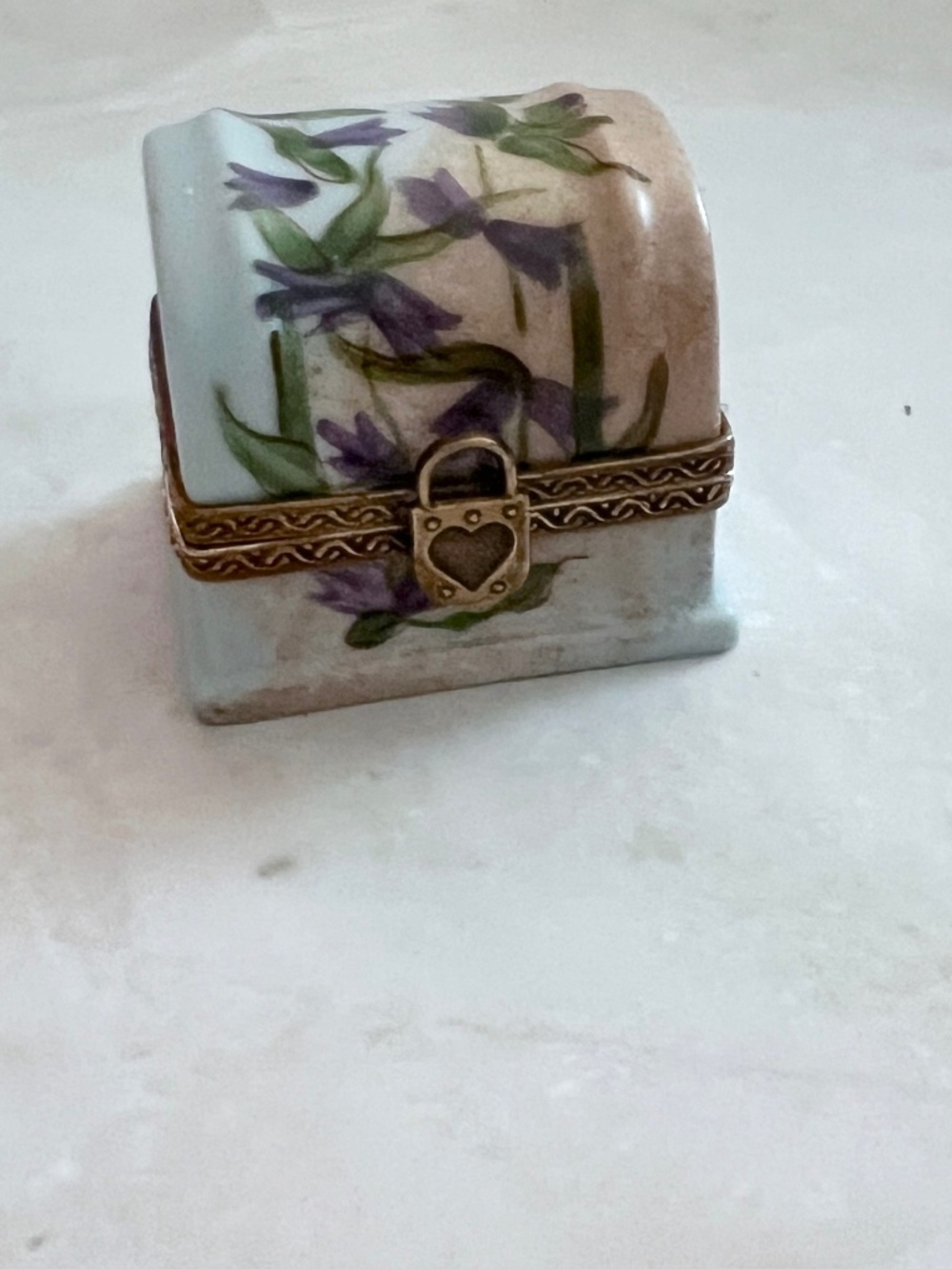 Vintage Limoges France Trunk Chest Trinket Box Heart Padlock Clasp Hand Painted
